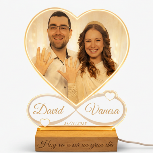 Lámpara LED Corazón Personalizada con Foto, Nombres y Fecha